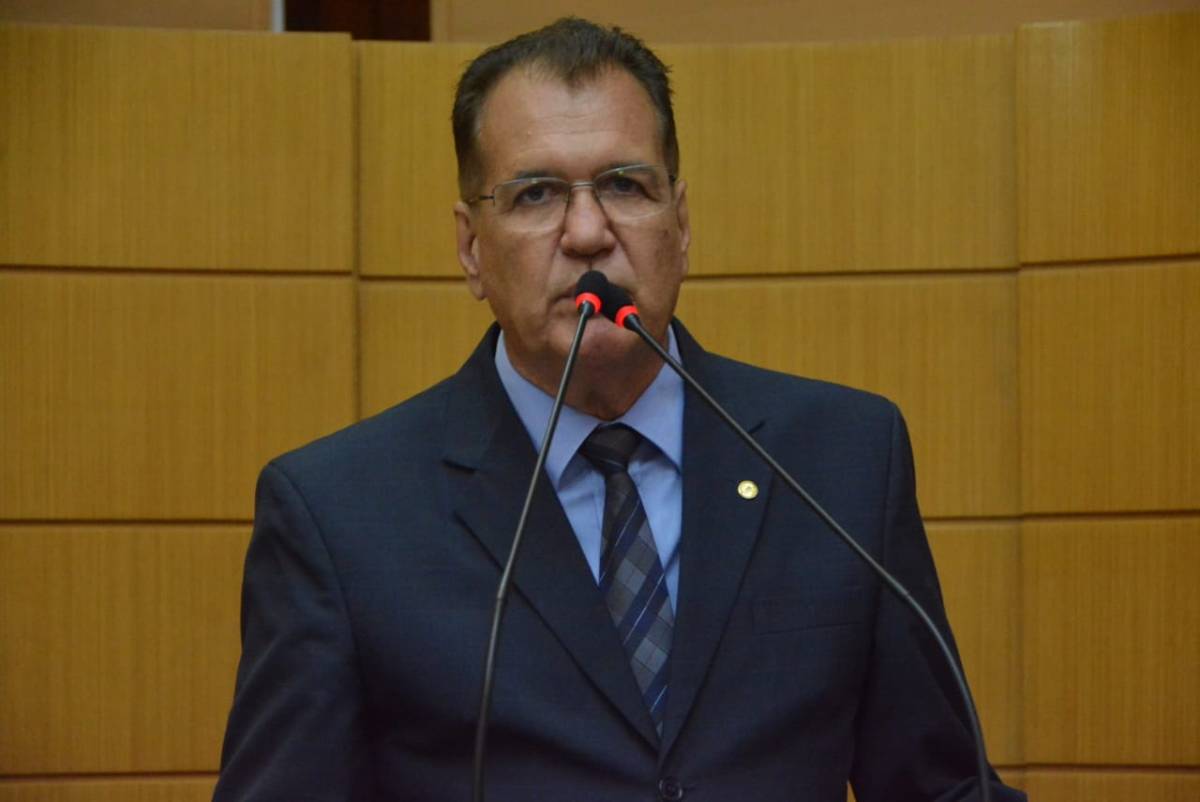 Deputado estadual Adailton Martins