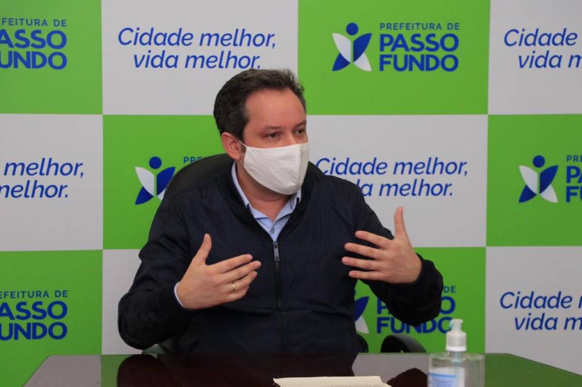 Pedro Almeida, prefeito de Passo Fundo-RS