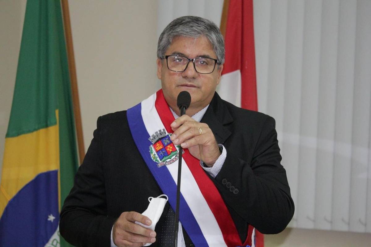 Romário, prefeito de Iúna-ES