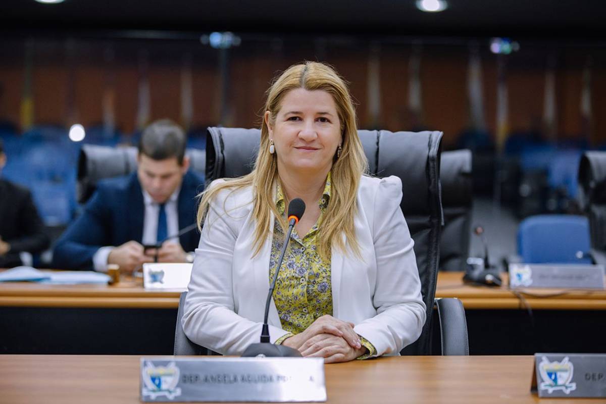 Deputada estadual Angela Águida Portella
